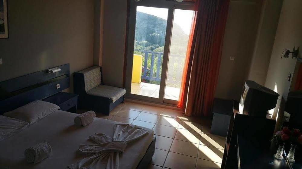 Politia Hotel Áyios Nikítas Kültér fotó